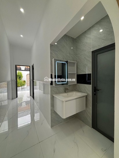 MUA NHÀ PHỐ TẠI CẦN ĐƯỚC - TẶNG NGAY GÓI THIẾT KẾ NỘI THẤT TRỊ GIÁ 100TR. LH:0344069492.