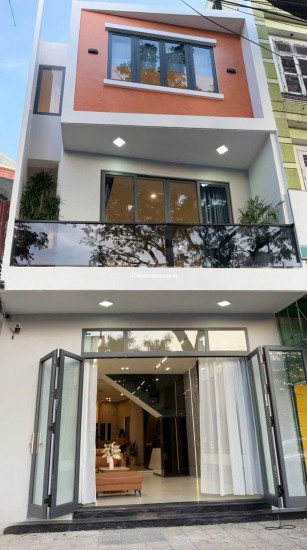 83M² – MT NGUYỄN HỮU THỌ – 3 TẦNG – FULL NỘI THẤT – 16.2 TỶ
