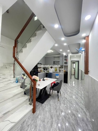 MẶT TIỀN KHU PHÂN LÔ VIP Q8 – NHÀ 4 TẦNG BTCT- CHỦ BÁN ĐỊNH CƯ NƯỚC NGOÀI