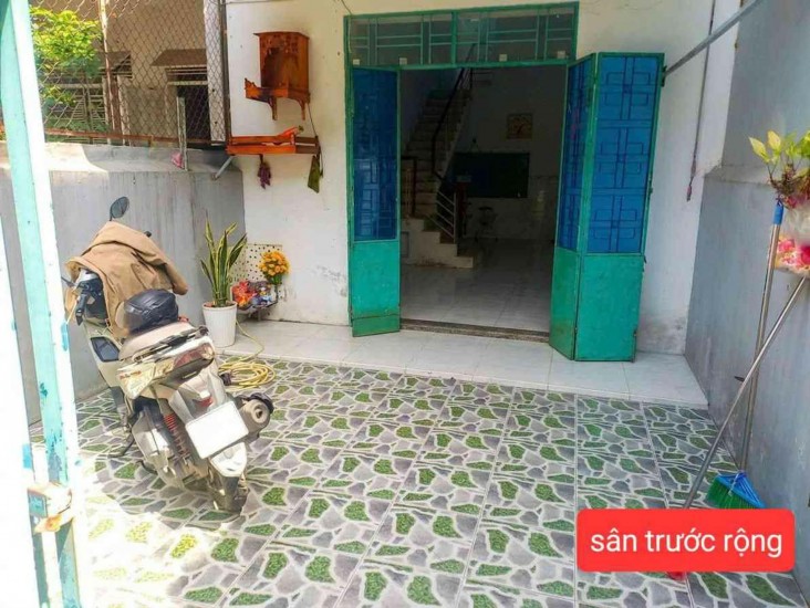 Kiệt huỳnh ngọc huệ