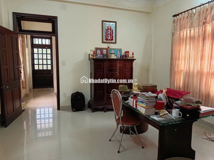 BÁN NHÀ 15/2A (SỐ CŨ 19) NGUYỄN BỈNH KHIÊM, P.VŨNG TÀU, HOÀN CÔNG 224M2. LH:0982230297