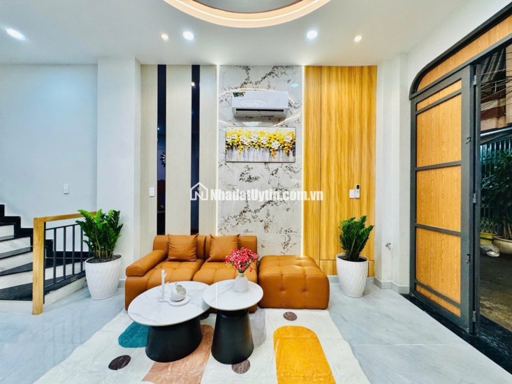 BÁN NHÀ BÙI ĐÌNH TÚY - 45M2 - 3 TẦNG - ĐƯỜNG 5M CHỈ 7.9 TỶ. LH:0981006341.