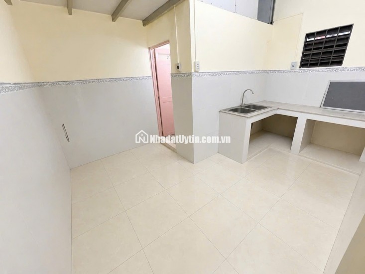 BÁN NHÀ TÔ NGỌC VÂN – LÔ GÓC 2 MẶT TIỀN – HẺM Ô TÔ – CHỈ 2.85 TỶ