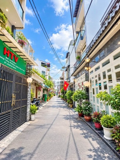 5,68 TỶ SỞ HỮU NHÀ MỚI 4 TẦNG – 2 MẶT HẺM XE HƠI NGAY QUANG TRUNG!