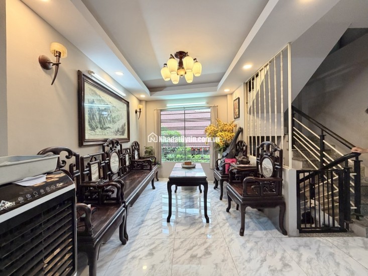 DƯƠNG QUẢNG HÀM – 64M² – 5 TẦNG – 6PN – Ô TÔ NGỦ TRONG NHÀ – CHỈ NHỈNH 8 TỶ!