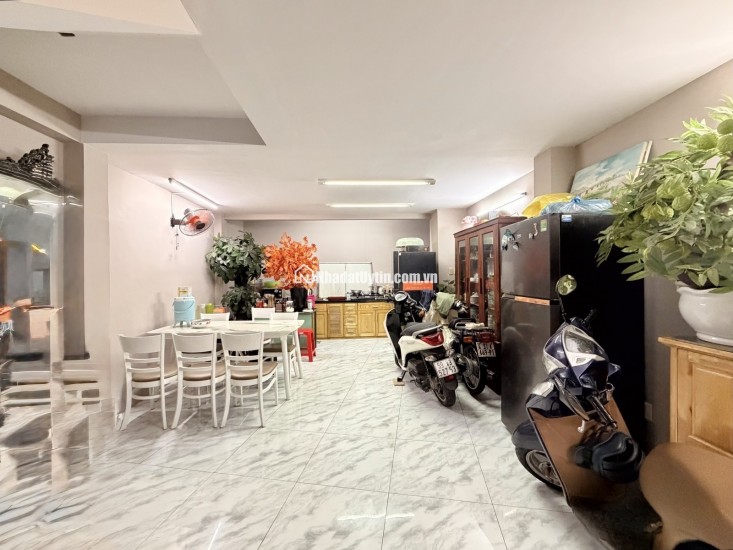 DƯƠNG QUẢNG HÀM – 64M² – 5 TẦNG – 6PN – Ô TÔ NGỦ TRONG NHÀ – CHỈ NHỈNH 8 TỶ!