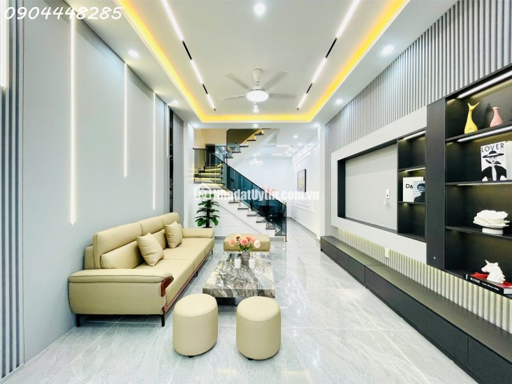 Bán 2 căn 4 tầng xây mới mặt ngõ Hồ Sen