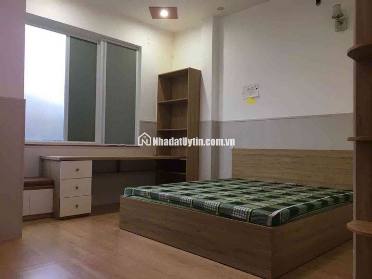 CHỦ CẦN BÁN GẤP NHÀ 3 TẦNG ĐƯỜNG PHÙNG CHÍ KIÊN GẦN BIỂN