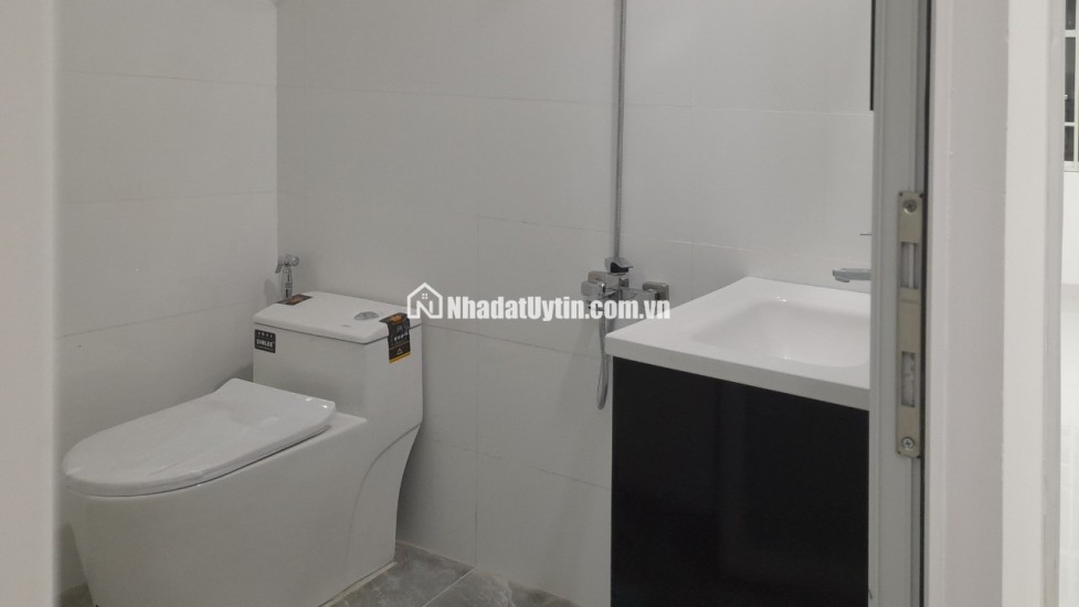 Chính chủ bán nhà mới 3.4*20m, khu biệt thự, hẻm xe tải 6m, 141/ đường Bàn Cờ, P3, Q3, HCM