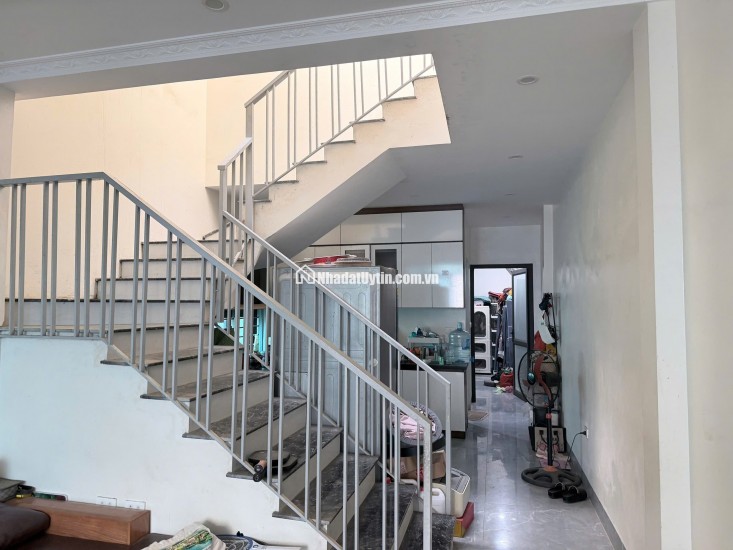 Bán đất tặng nhà 2 tầng sát đại lộ, gần ĐHQG Hà Nội chỉ 4,5 tỷ!