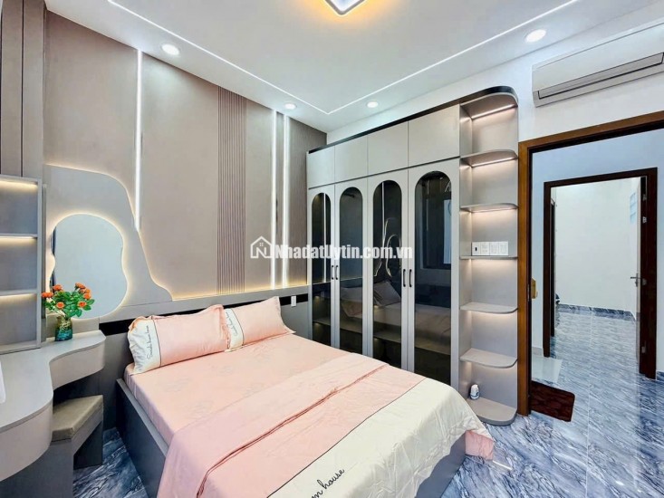 Nhà Huỳnh Tấn Phát 3 tầng, 4PN , mới xây 100% , ngang 5m, full nội thất đẹp, chỉ nhỉnh 4 tỷ, phù hợp gia đình đông thành viên