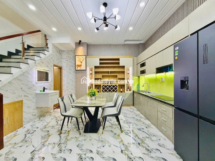 (HIẾM)Bán nhà mặt tiền 1T2L, đương Huỳnh Tấn Phát, 60m2, hẻm xe hơi né nhau, giá nhỉnh 4 tỷ