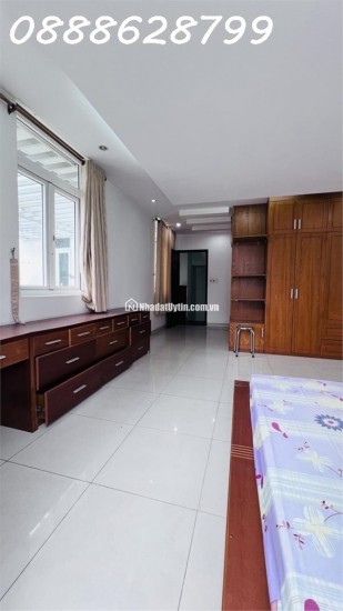 BIỆT THỰ 3 MẶT TIỀN SIÊU VIP – 283M²-NGANG 18 x18 – 4 TẦNG – THANG MÁY – CHỈ 26 TỶ