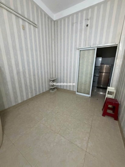 Nhà 3 tầng, kiệt Đống Đa 6m, kiệt rộng thông thoáng có thể kinh doanh, thông ra được đường Lý Tự Trọng, nhiều tiện nghi xung quanh..
