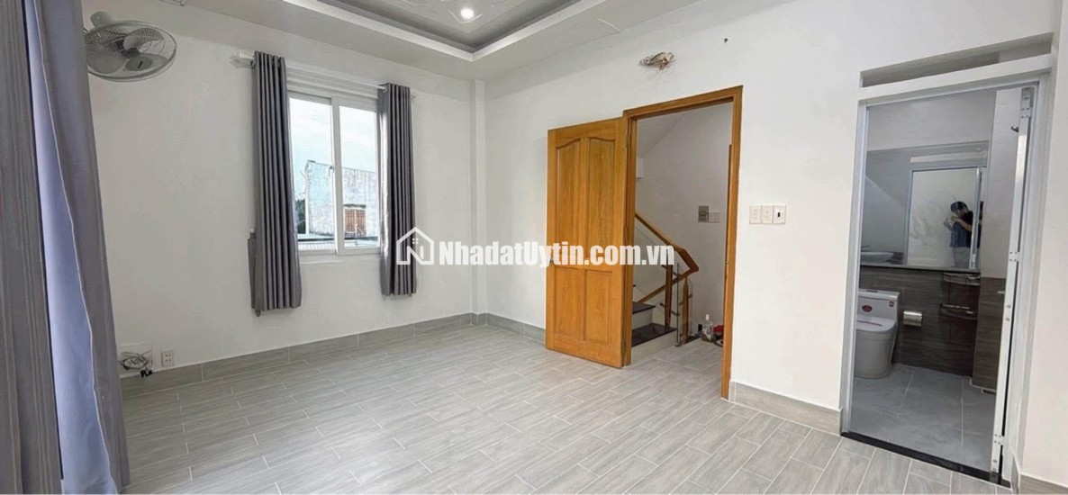 Bán nhà Quận 7 - Huỳnh Tấn Phát 62m2 4tầng 4PN - Ngang 5.7m - Căn góc Ô Tô đỗ Cửa - 8.2 tỷ