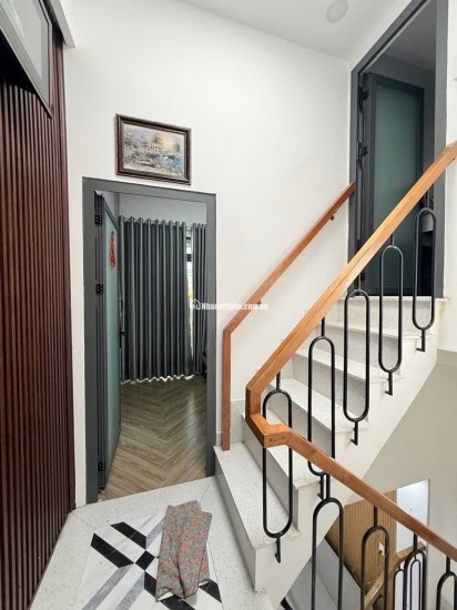 Bán nhà 43m2, 2 tầng, 3PN Lê Văn Duyệt, Bình Thạnh, sổ đỏ chính chủ, giá tốt. LH 0366375002