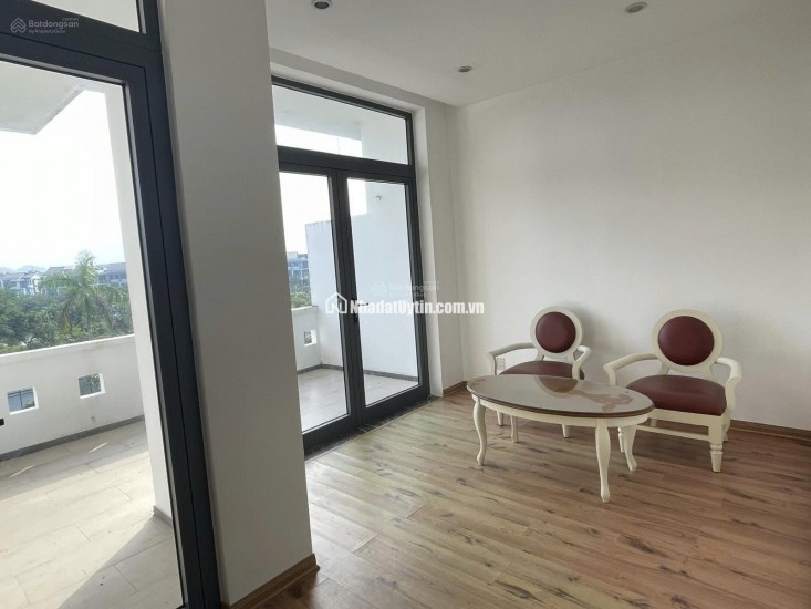 Bán nhà liền kề 5PN + 7WC, giá 8.*** tỷ, 126m2 tại Lô G20,