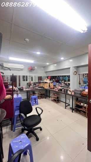 căn góc 2 mặt tiền trần hưng đạo – nguyễn trãi, trung tâm quận 1 – ngang 12m – giá 110 tỷ