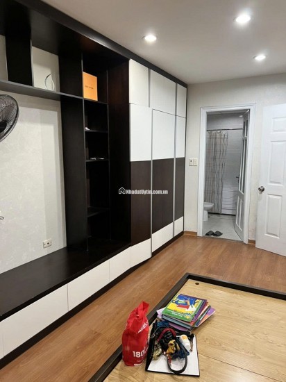 Nhượng Căn góc 2PN rộng 97m2 cực thoáng tại 17T2 Hapulico Complex