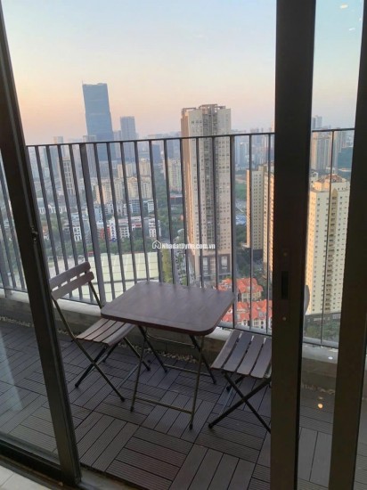 Nhượng Căn góc 2PN rộng 97m2 cực thoáng tại 17T2 Hapulico Complex