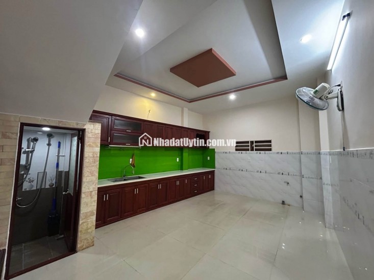  NHÀ MẶT TIỀN NGUYỄN CÔNG HOAN – 100M RA BẾN XE – VỪA Ở VỪA KINH DOANH HÁI RA TIỀN 