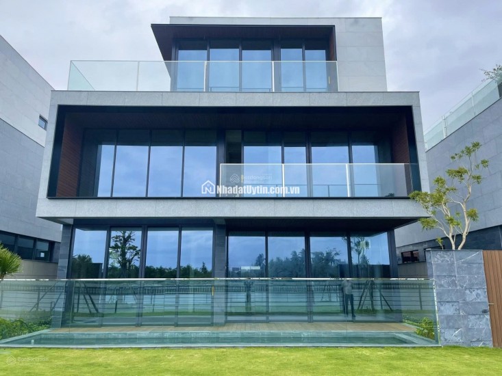 Bán biệt thự ven sông khu đô thị Phú Mỹ An, Đà Nẵng diện tích 300m², 0773218937  hồ bơi riêng, sàn 349,1m²