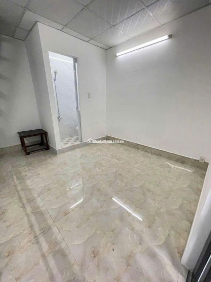 BÁN NHÀ 238/62 LÊ VĂN QUỚI - 16 M2 -  ĐÃ HOÀN CÔNG - SHR - CHỈ 2TỶ280TR. LH:0915999552.