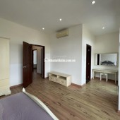 Bán nhà liền kề 5PN + 7WC, giá 8.*** tỷ, 126m2 tại Lô G20,
