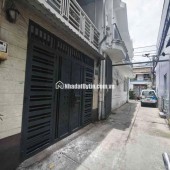 Bán nhà 48m2 Bình Long, Tân Phú, 2 tầng, 2PN, hướng Nam, sổ hồng riêng nhĩnh 4đ